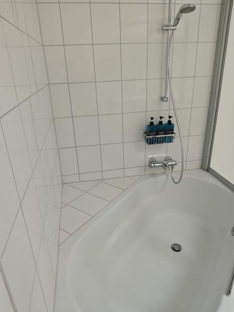 Shower, Bathroom, Bath