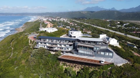 Property building, Natural landscape, Bird's eye view, Sea view