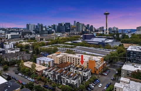 Needle Nest 22 House in Queen Anne