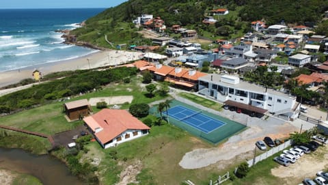 Property building, Bird's eye view, Location