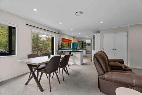 Hamilton Hideout House in Hamilton