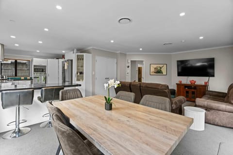 Hamilton Hideout House in Hamilton