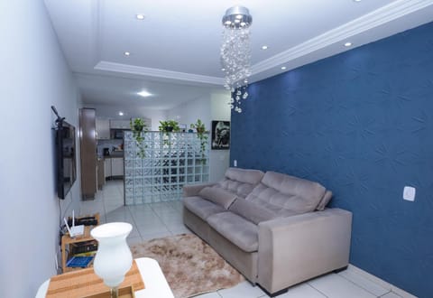 TV and multimedia, Seating area, Dining area