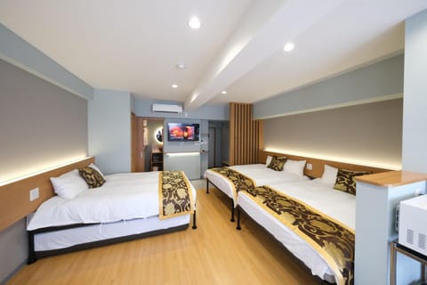 Bed, TV and multimedia, Photo of the whole room, Bedroom, air conditioner