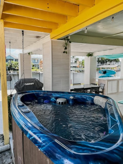 Happy Mermaid Retreat House in Hernando Beach