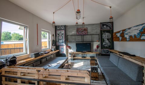 Communal lounge/ TV room, Property logo or sign, Communal kitchen