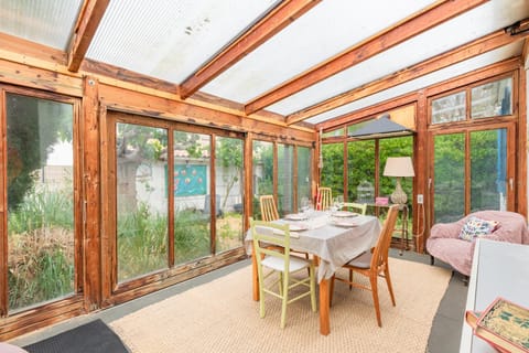 Dining area, Garden view