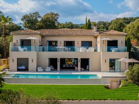 Villa Celina - Sea view Villa in Grimaud