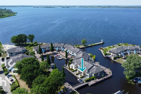 Property building, Natural landscape, Lake view
