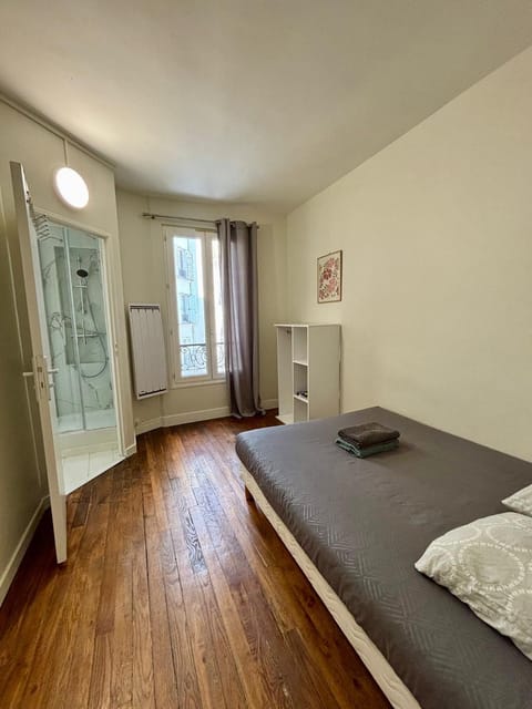 Appartement Commerce Tour Eiffel Apartment in Paris