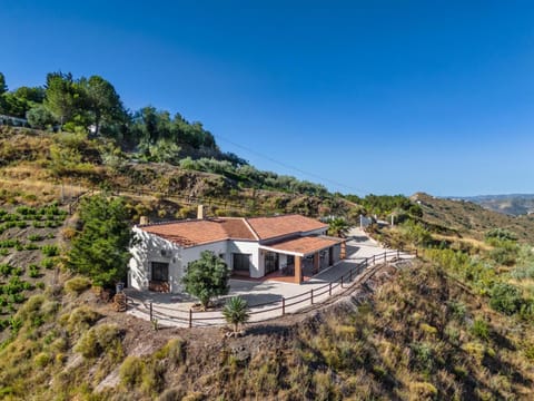 Property building, Spring, Day, Natural landscape, Mountain view