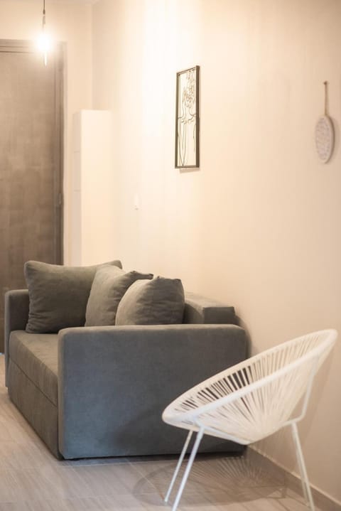Koukaki Comfort - Modern 2BR near Acropolis by ΜΡS Apartment in Kallithea