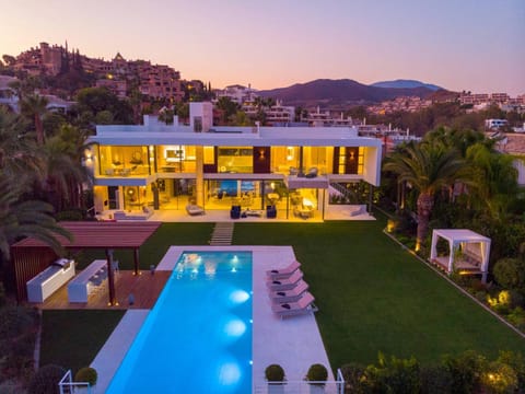 Azure Soul Hideaway Villa in Marbella