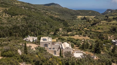 Property building, View (from property/room)