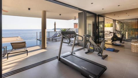Day, Summer, View (from property/room), Fitness centre/facilities, Sea view, Time of day
