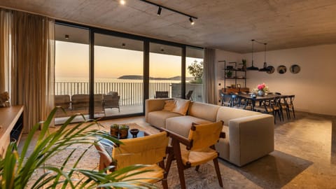 View (from property/room), Living room, Seating area, Sea view