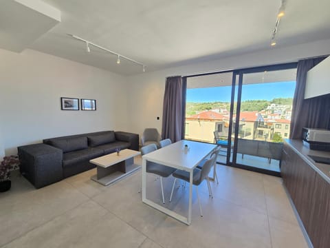 Aura Maris Sutivan Apartment in Split-Dalmatia County