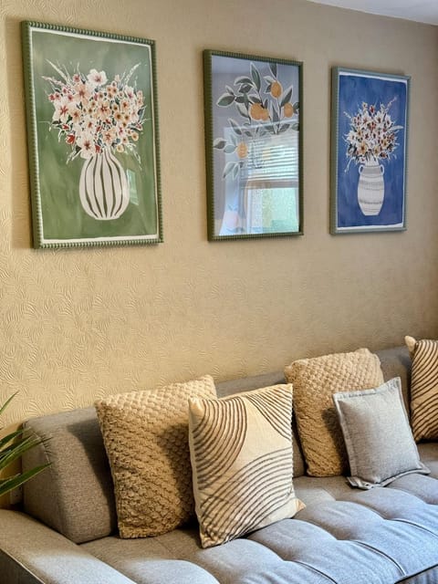 Living room, Decorative detail