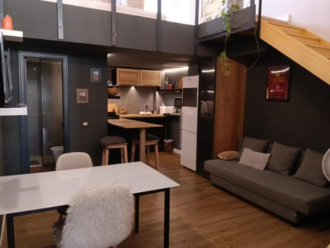 Kitchen or kitchenette, Living room, Dining area