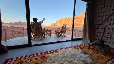 Day, Natural landscape, Seating area