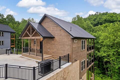 Bearly Breezin House in Sevierville