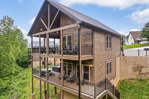 Bearly Breezin House in Sevierville