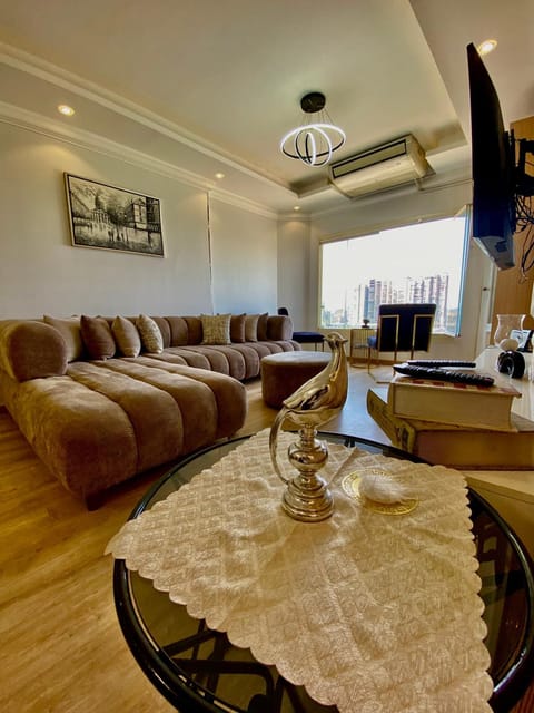 TV and multimedia, Seating area