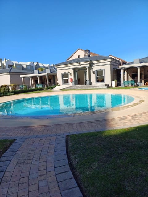 Day, Pool view, Swimming pool