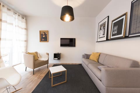 F2 balcon à 1minute de la plage Apartment in Saint-Raphael