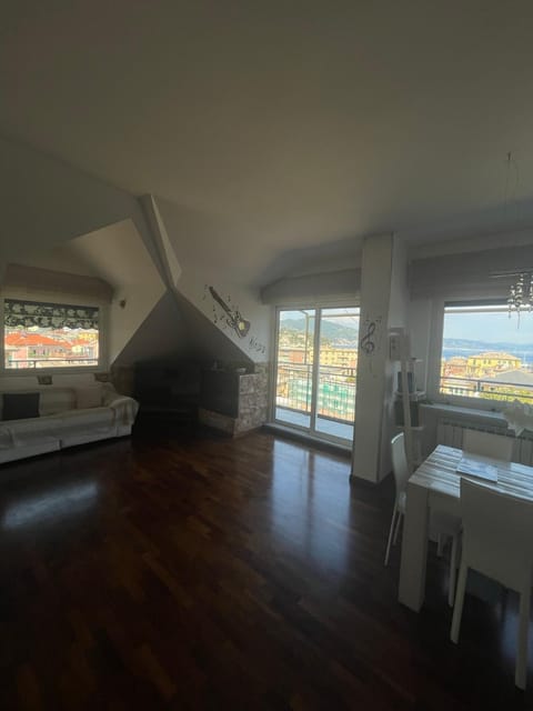 Sunnyhouse Apartment in Santa Margherita Ligure