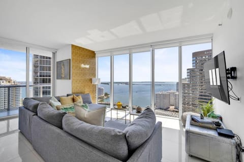 TV and multimedia, Living room, Seating area, Sea view