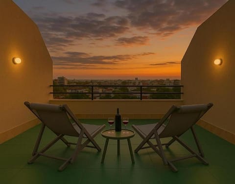 Balcony/Terrace, Balcony/Terrace