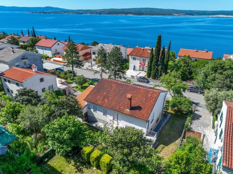 Property building, Bird's eye view, Sea view, Street view