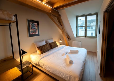 Property building, Living room, Bedroom