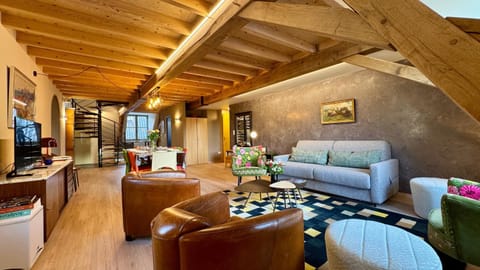 Property building, Living room