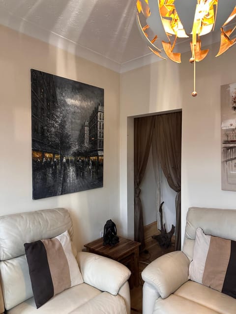 Ruckledge Terrace House in Mansfield