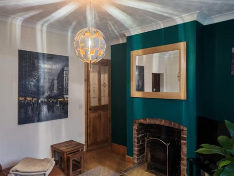 Ruckledge Terrace House in Mansfield