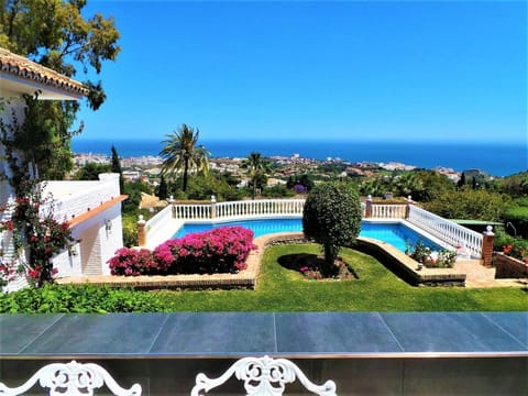 Natural landscape, Garden, Balcony/Terrace, Garden view, Pool view, Sea view, Swimming pool