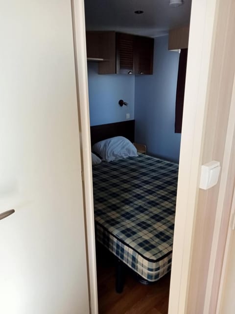 Vakantiechalet 2014 in Bredene 6 personen met grote tuin Apartment in Bredene