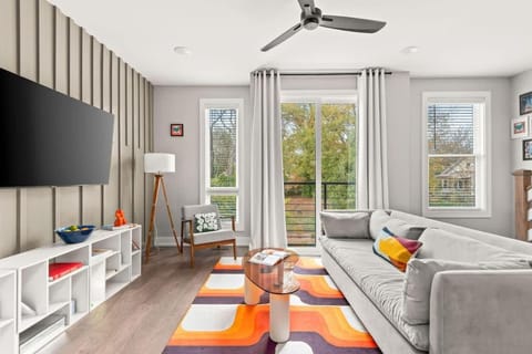 Large Marvel Themed 14ppl Spacious Townhome House in East Nashville