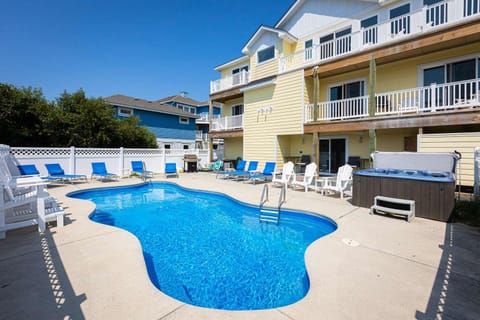 Semi-Oceanfront Retreat with Pool Theater Elevator House in Corolla