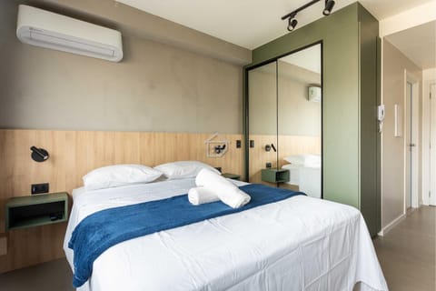 Bed, Photo of the whole room, Bedroom, wardrobe, air conditioner