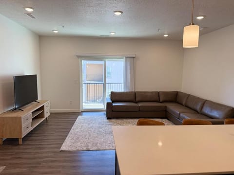 Brand New Condo in Spanish Fork Apartment in Wasatch County
