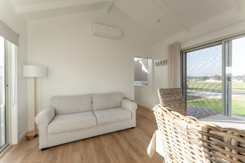 Port Sorell Escape – Walk to Sand & Shops House in Port Sorell