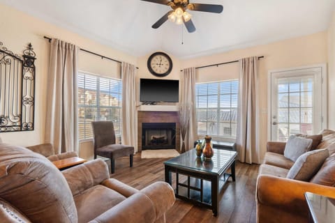 Meadow Brook Resort Getaway House in Branson