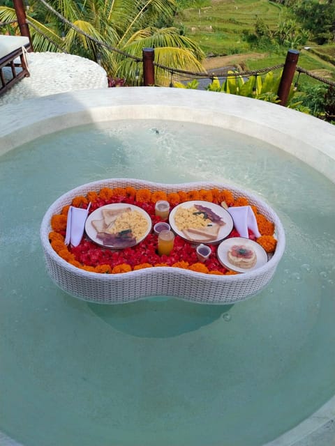 Angel Bali Suites, Private Nature Bamboo Villa Villa in Selat