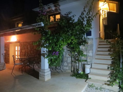 Holiday Home Artina 2 House in Dubrovnik-Neretva County