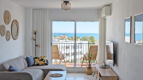 Living room, Sea view