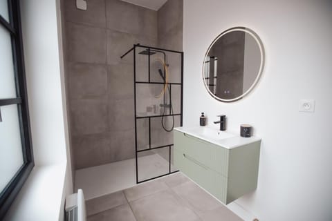 La Hacienda - Grande maison avec jardin House in Cambrai