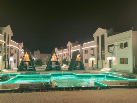 Neighbourhood, Area and facilities, Area and facilities